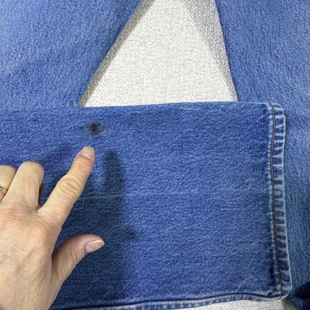 Vintage Levi’s 501 Men 36x32 Blue Button Fly 5 Pocket Denim Jeans Made in USA